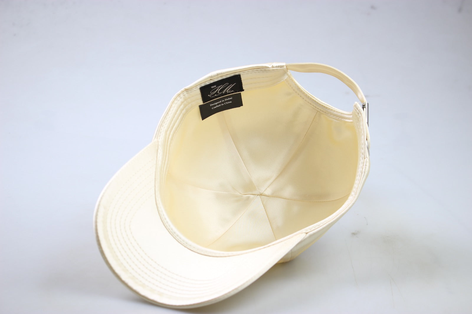 Not Your Average Girl - Soft champagne