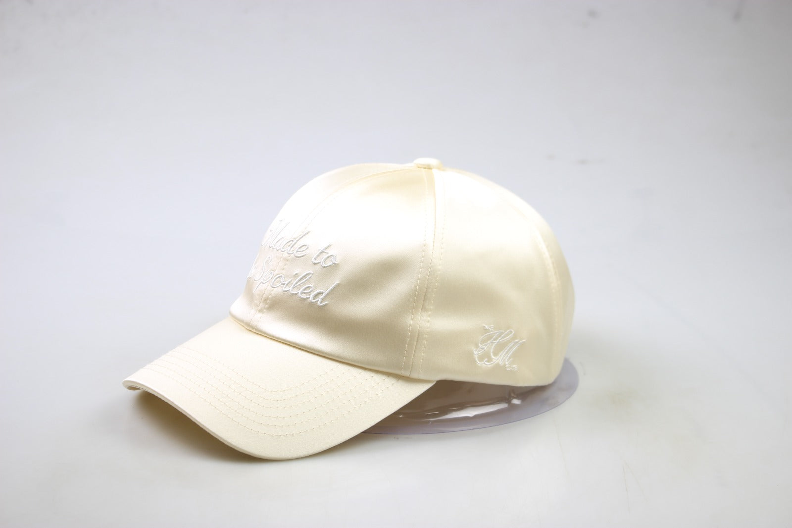 Made to be Spoiled - Soft champagne